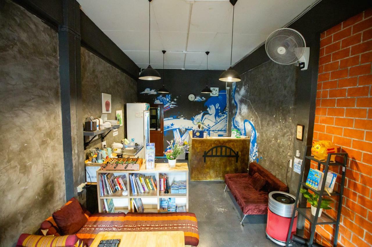 The Bridge Hostel 방콕 외부 사진